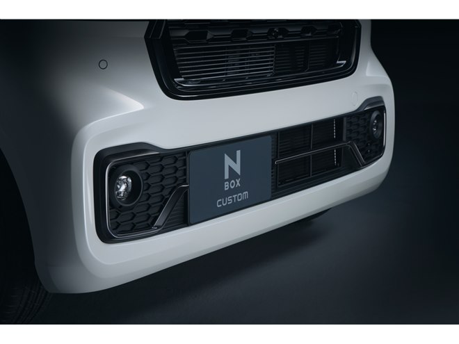ホンダN-BOXカスタム」に特別仕様車「ブラックスタイル」登場 - 価格.com