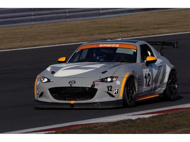 マツダがレースやラリーの参戦マシンと新型「CX-5」を出展【東京オート