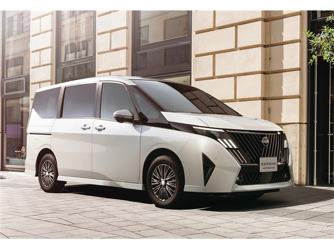 日産が「セレナ」をマイナーチェンジ フロントグリルのパターンを変更