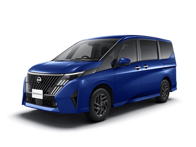日産が「セレナ」をマイナーチェンジ フロントグリルのパターンを変更