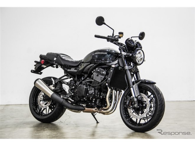オールブラック仕上げのカワサキ『Z900RS』発売へ！「ブラックボール