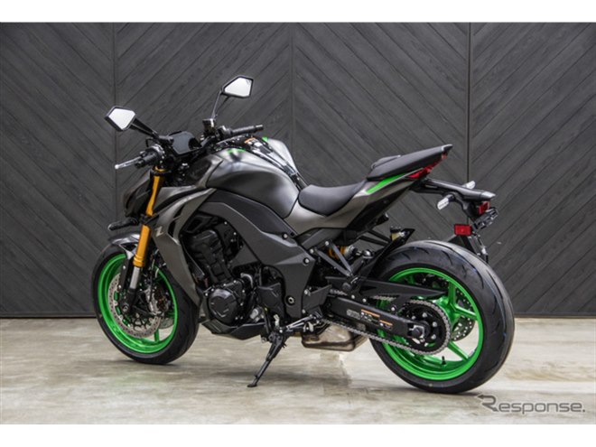 Sugomi」極まるスーパーネイキッド！ カワサキ『Z1100』新型発売、158