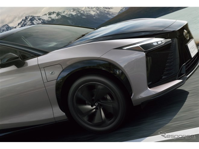 サプライズ発表だと!?」新型レクサス『RZ』、「F SPORT」登場に驚きの