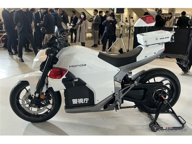EV白バイとかステルス過ぎて怖いw」ホンダ『WN7』が白バイに、箱根駅伝