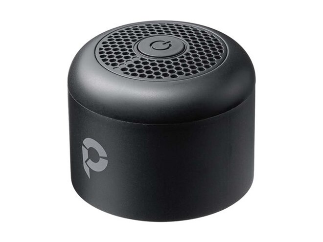 サンワ、マグネット取り付け＆防水設計で浴室でも使える「置くだけ充電
