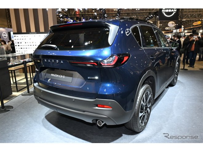 新開発カラー「ネイビーブルーマイカ」は何が違う？ 新型マツダ『CX-5