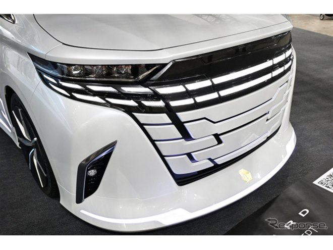 メッキギラギラじゃない『アルファード』にSNSも「時代変わった」と