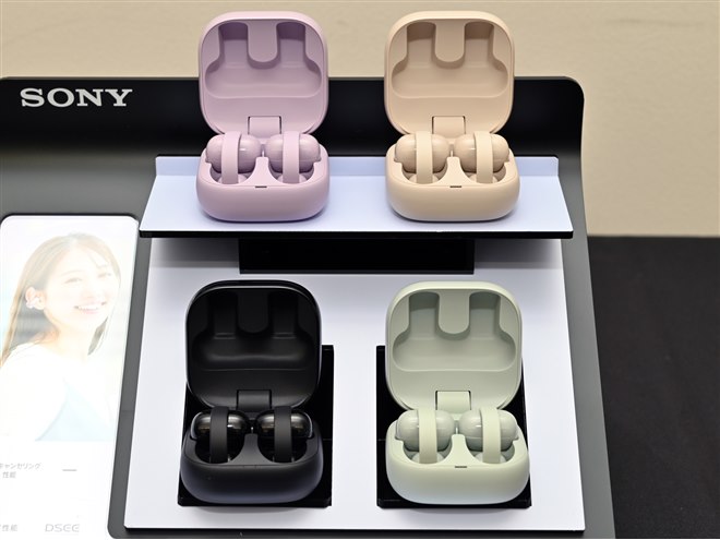 ソニー初となるイヤーカフスタイルを採用した完全ワイヤレスイヤホン