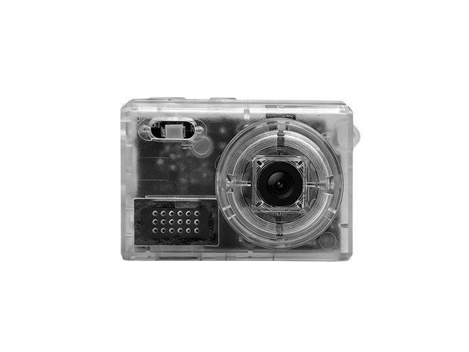 2,980円、重量約18gの手のひらサイズカメラ「SMC01」にスケルトン