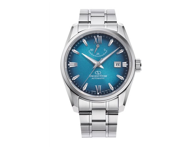 オリエントスターの75周年を記念してデザインをリニューアルした