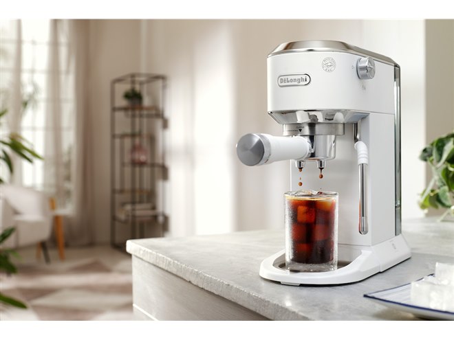 5分でコールドブリューも愉しめる、ラテアート対応のスリムな