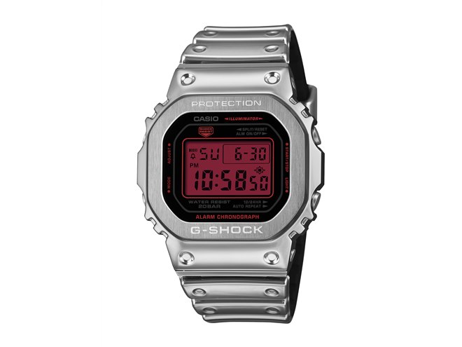 カシオ、ステンレスベゼルとレッド液晶を採用したG-SHOCK「FINE