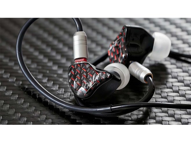 EarAcoustic Audio、エントリーイヤホン「Cipher」のゲーミング
