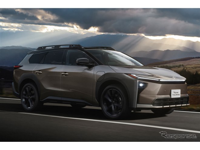 トヨタ、新型SUV『bZ4Xツーリング』発売…航続734kmと619Lの荷室で