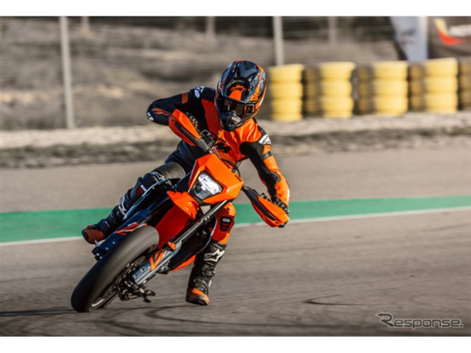 KTM、ビッグシングル『690 SMC R』『690 ENDURO R』を進化させ3月発売 