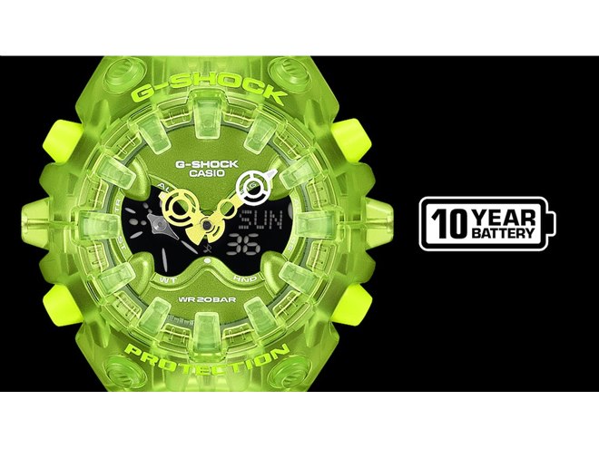 カシオ、Y2K時代のテック製品にインスピレーションを得たスケルトン