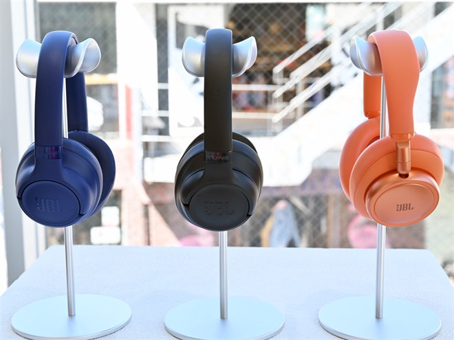JBL、デザインを刷新したノイキャン搭載ワイヤレスヘッドホン「Live