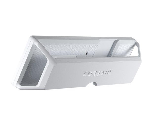 Corsair、14.5型マルチタッチスクリーン「XENEON EDGE 14.5 LCD
