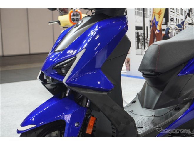 ヤマハのスクーターが今アツい！“稲妻デザイン”の新型『シグナスX