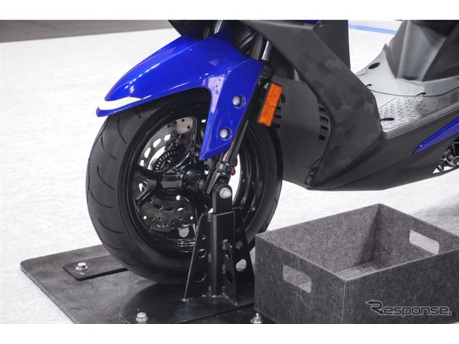 ヤマハのスクーターが今アツい！“稲妻デザイン”の新型『シグナスX
