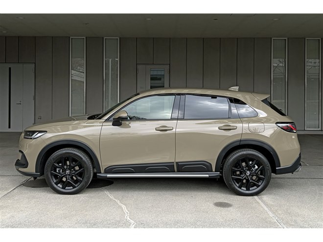 ホンダが「ZR-V」を一部改良 アクティブな特別仕様車「クロス