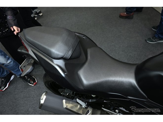 �J���T�L Ninja 500�i�������[�^�[�T�C�N���V���[2026�j
