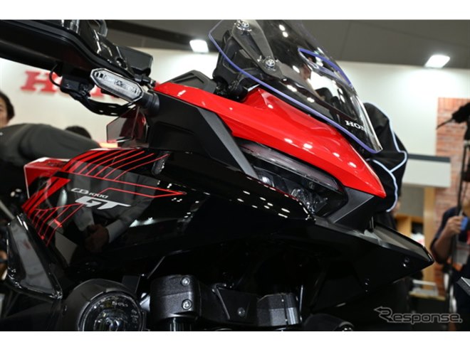 �z���_ CB1000GT�i�������[�^�[�T�C�N���V���[2026�j