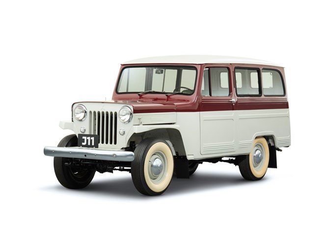 三菱が「パジェロ」の“歴史”を披露 コンセプトカーや歴代モデルを出展