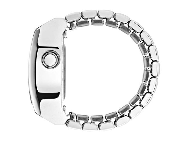 アディダス、指に装着する初のリングウォッチ「DIGITAL TWO RING