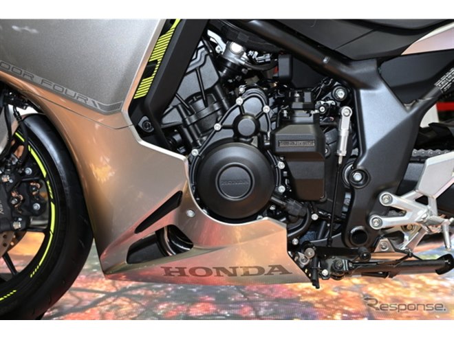 �z���_ CBR400R FOUR E-Clutch Concept�i�������[�^�[�T�C�N���V���[2026�j