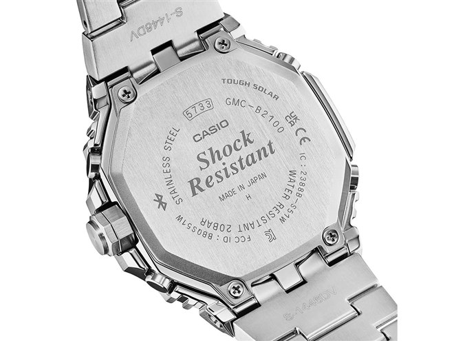 カシオ、八角形フルメタルクロノグラフの「G-SHOCK GMC-B2100ADS
