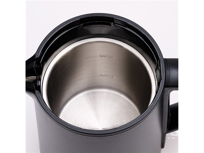 ラッセルホブス、転倒流水防止構造と二重構造を採用した0.8L電気ケトル