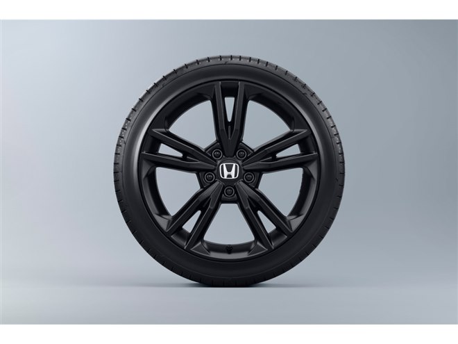 ホンダが「シビック」のマイナーチェンジモデルを発表 「e：HEV RS」も