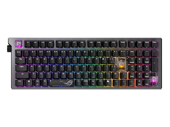ASUS、メカニカルスイッチ採用のゲーミングキーボード「ROG Strix