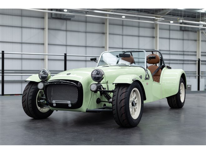 台数27台の日本限定車「ケータハム・セブン340スーパースプリント