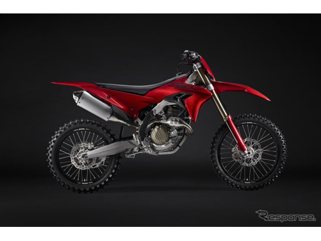 103kgで44.5PSはエグイ」ドゥカティの新型モトクロッサー『デスモ250