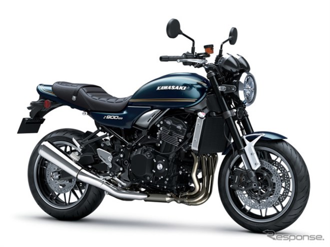 新色「グリーニッシュブルー」登場、カワサキ『Z900RS』2027年モデル