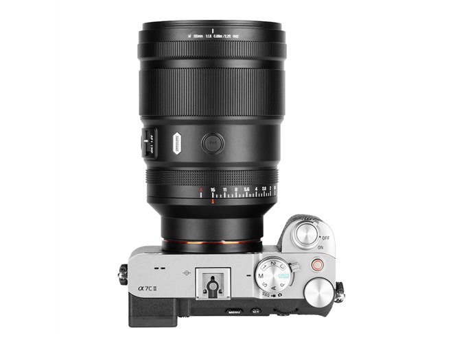 七工匠、ソニーEマウント用の大口径中望遠AFレンズ「MAX AF 135mm F1.8