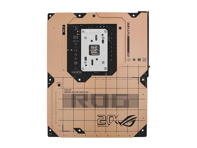 ASUS、初代ROGマザーボード20周年を記念した「ROG CROSSHAIR 2006