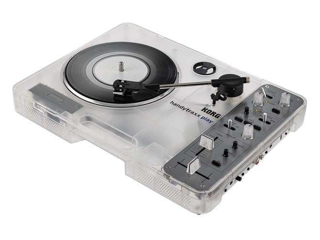 atmosとKORGがコラボ、透明なポータブルレコードプレーヤー