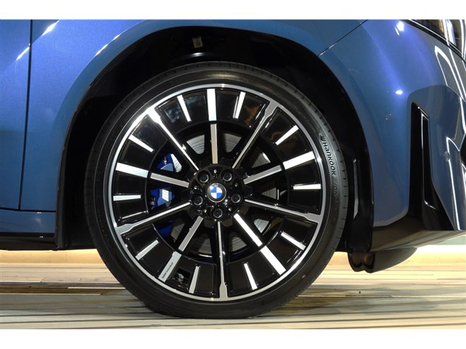 BMW���V�^�uiX3�v����{�ɓ����@��[�d���s����906km����������ŐV�s�̓d�C������