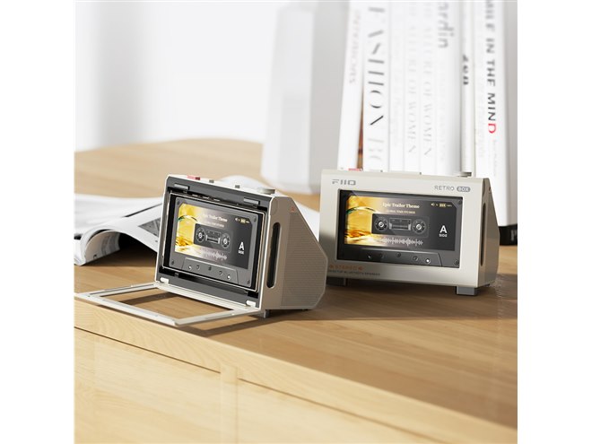 FIIO、DAPとドッキングできるレトロデザインのBluetoothスピーカー