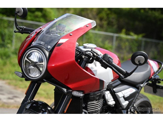 �g���C�A���t Thruxton 400�i�X���N�X�g��400�j