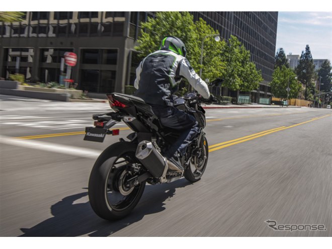 �J���T�L Z400 2027�N���f��