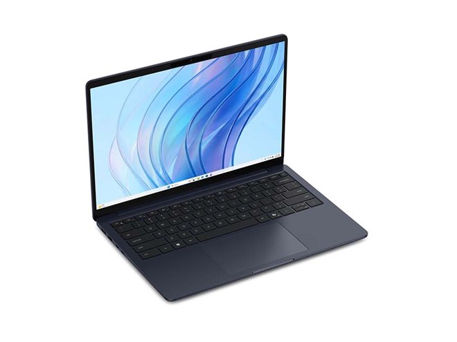 Dell ノートPC ブラック スリムデザイン デル、薄型・軽量化した14型