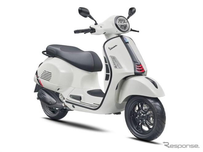 �x�X�p�EGTS 300 SuperSport�i�C�m�`�F���e�z���C�g�j