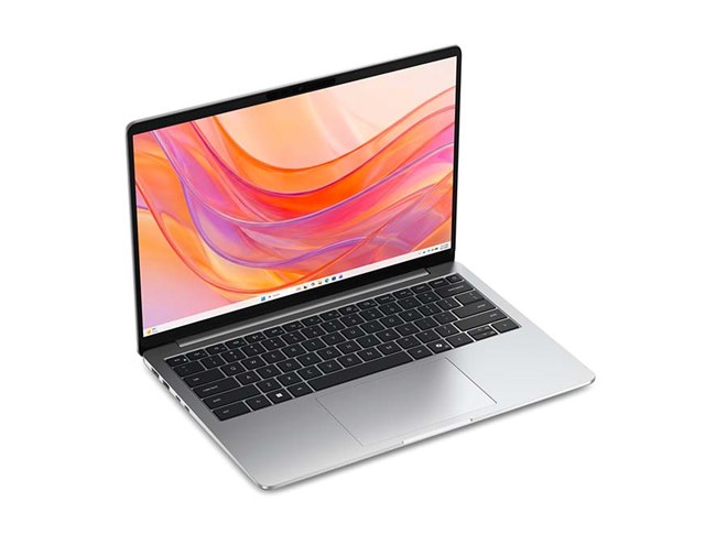 デル、薄型・軽量化した14型ノートパソコン「Dell 14」の新モデル