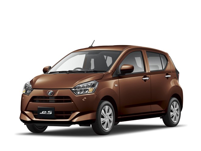 ダイハツが軽乗用車「ミラ イース」の一部改良モデルを発売 燃費と安全