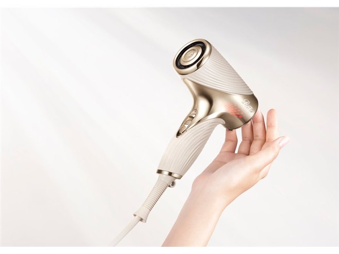 MTG、手のひらサイズのコンパクトドライヤー「ReFa BEAUTECH DRYER SE