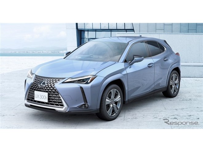 駐車場に収まるレクサスが…」コンパクトSUV『UX』生産終了にSNSで